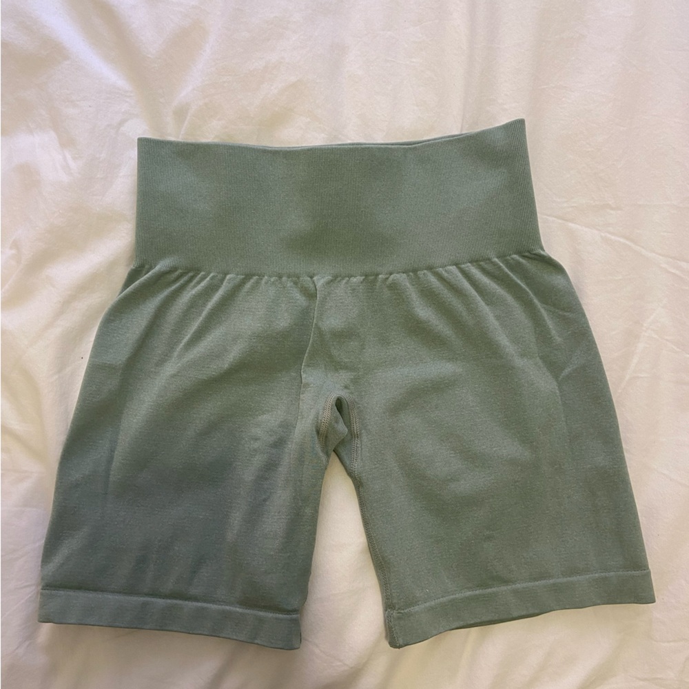 NVGTN gym shorts